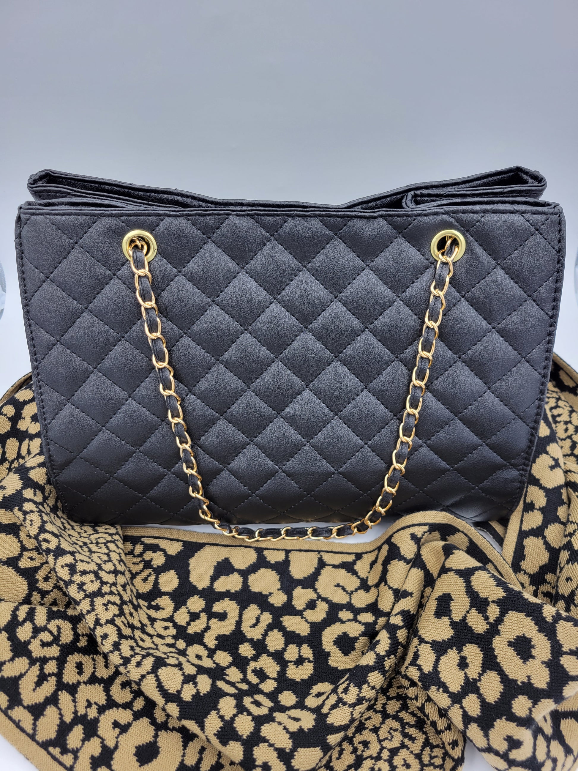 Everyday Diva Purse in Black – For a Diva By a Diva